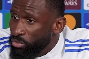 快讯配图